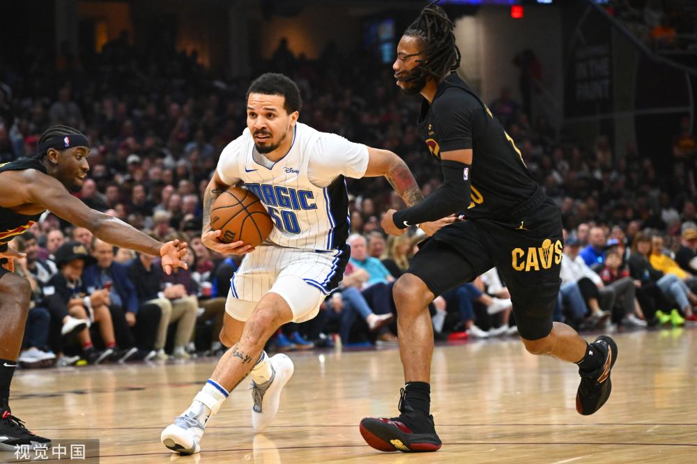 的中场球员 的中场球员